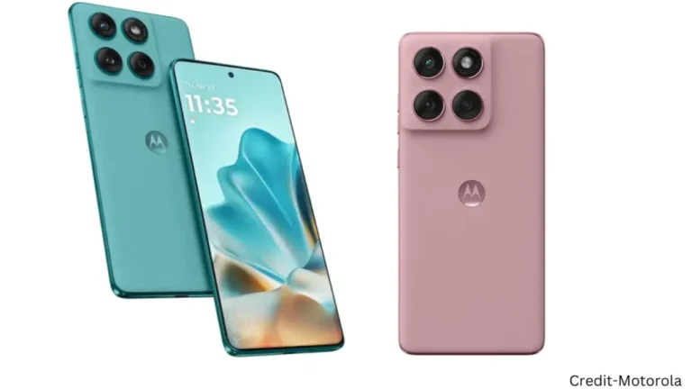 Motorola Edge 60 Fusion 5G: 6.67-inch pOLED display With a 120Hz refresh rate